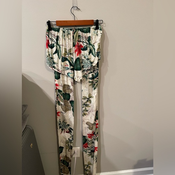 Fashionova Small Floral Romper - Picture 5 of 5